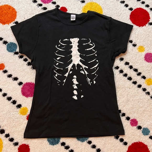Super cute skeleton girly tee